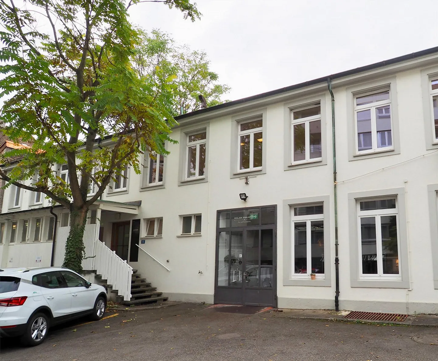 Attractive Office Space in the Heart of St. Johann - Photo 1 of 12