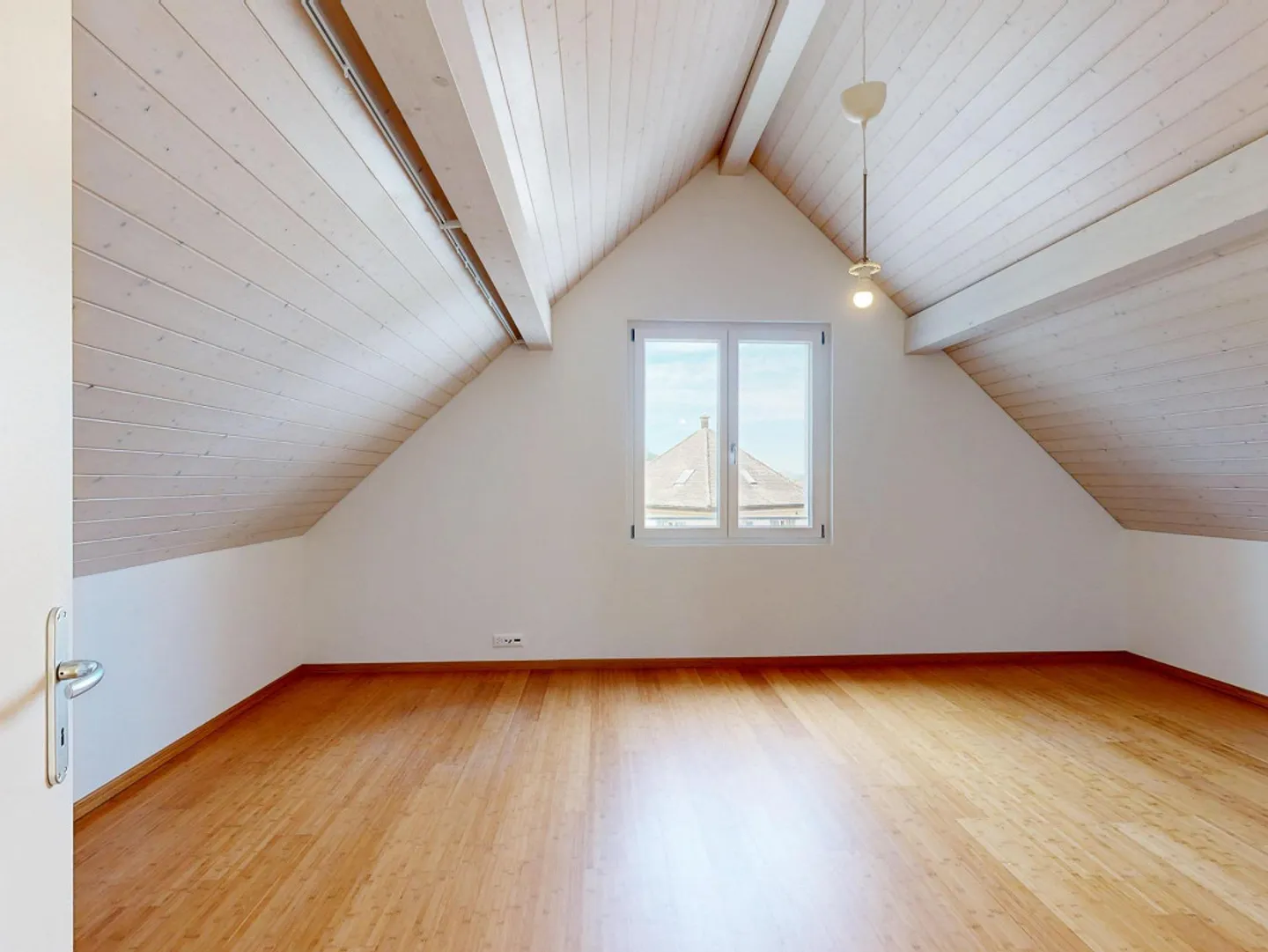Appartement penthouse exclusif de 4,5 pièces avec ascenseur directement dans l'appartement - Photo 10 sur 13