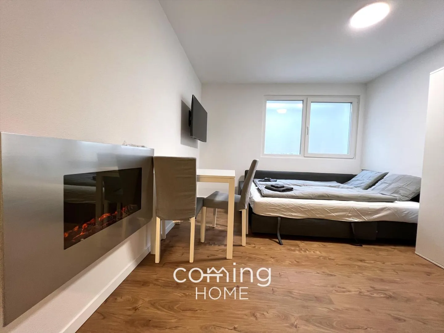 Studio moderne à Saas-Fee - entièrement rénové, central et avec potentiel locatif - Photo 3 sur 12