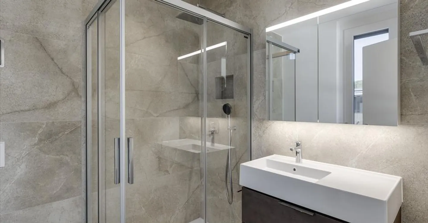 Superb 5-room penthouse with panoramic view - Photo 9 of 9