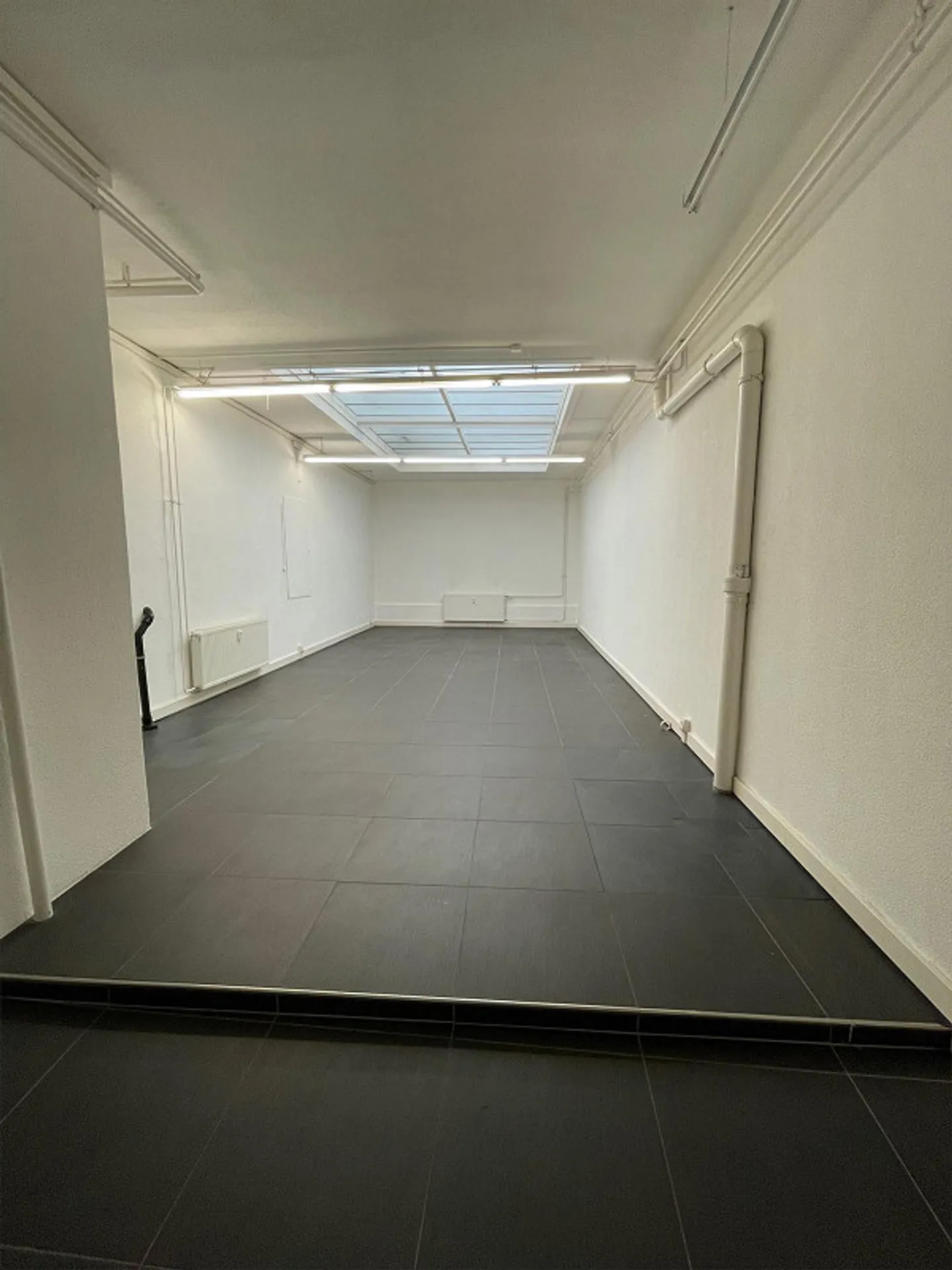 Attractive Office Space in the Heart of St. Johann - Photo 10 of 12