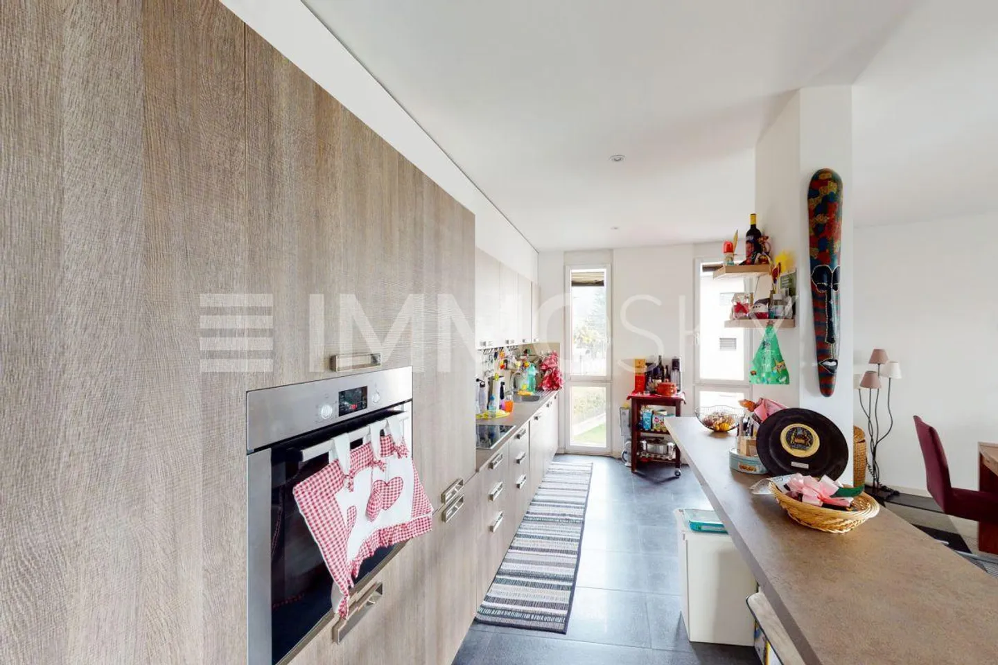 Strategically Perfect - Photo 2 of 5