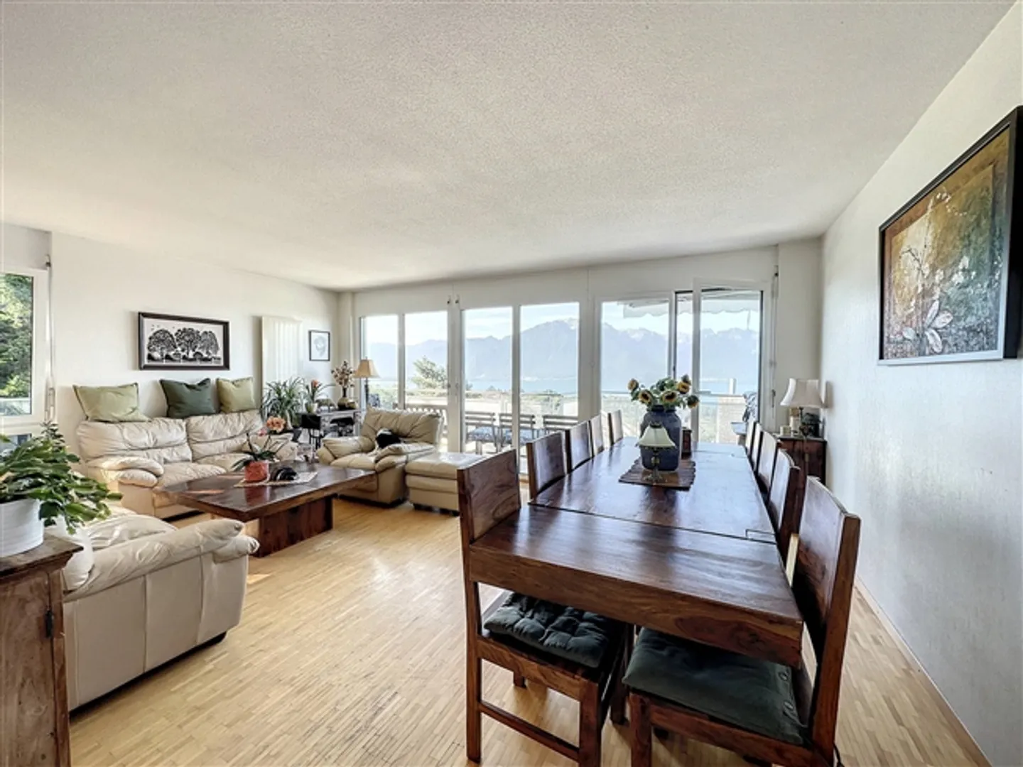 Charmantes Zweifamilienhaus mit Seeblick - Foto 4 von 13