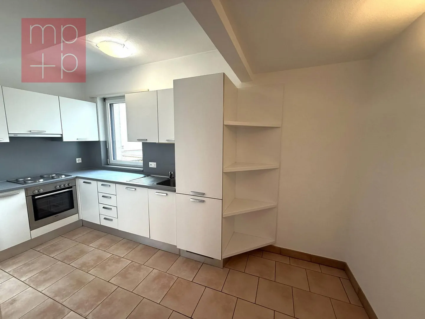 Mehrfamilienhaus - Lugano - Foto 6 von 8