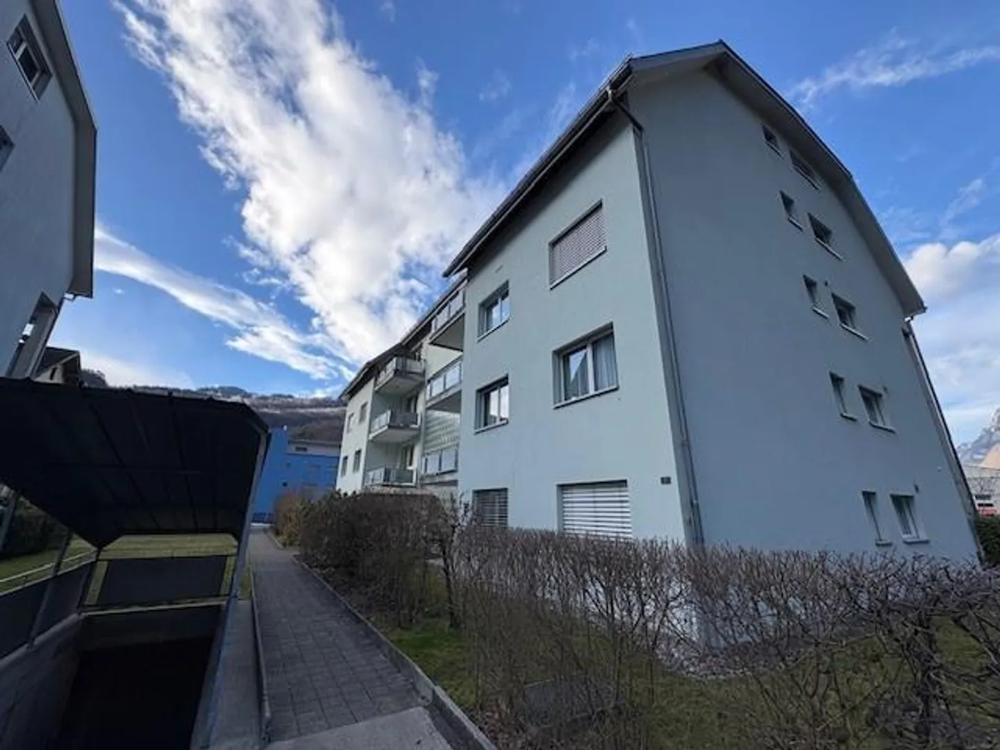 Spacious 2 1/2-room apartment 56m2 - Photo 3 of 11