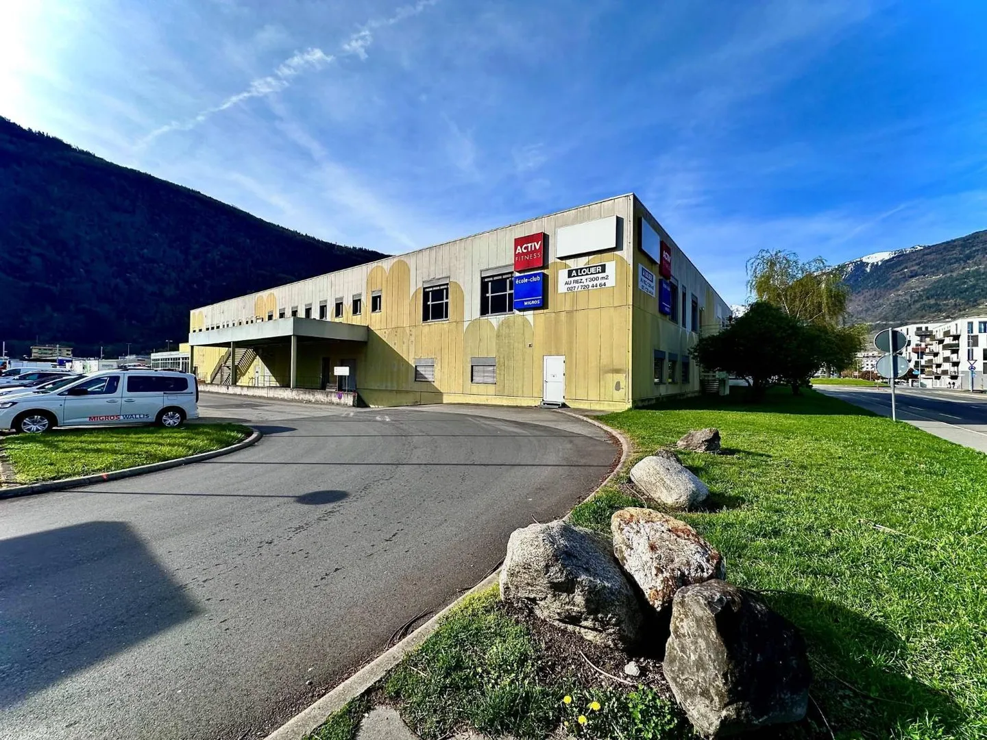 Flexibler Lagerraum, ab 100 m2 zu vermieten in Martigny - Foto 1 von 4