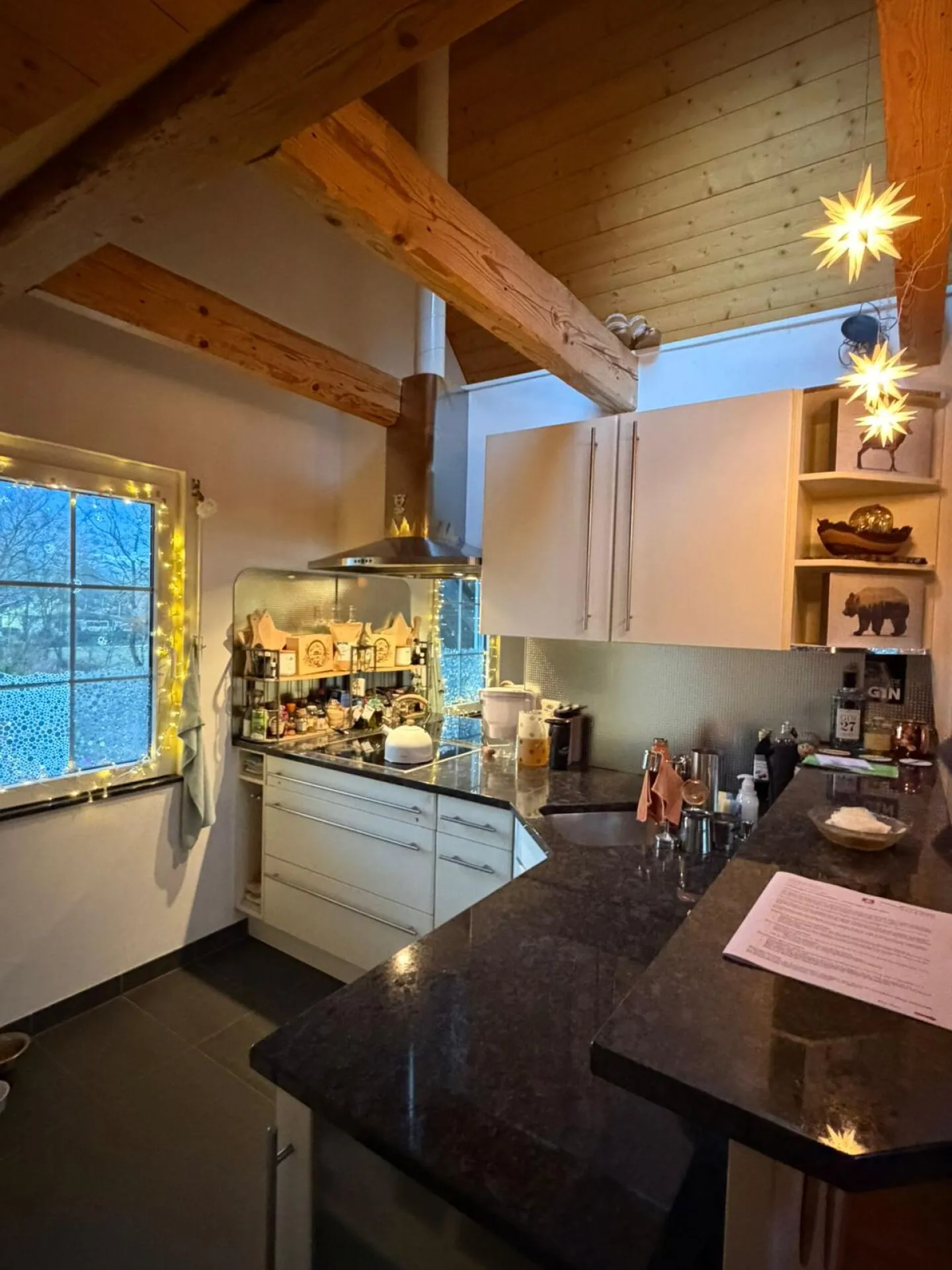 Multi-family house with substance, cash flow, and real development potential - Photo 13 of 17