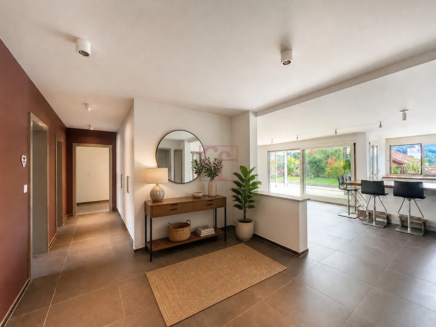 Modernes Apartment mit Atemberaubendem Blick - Foto 5 von 19