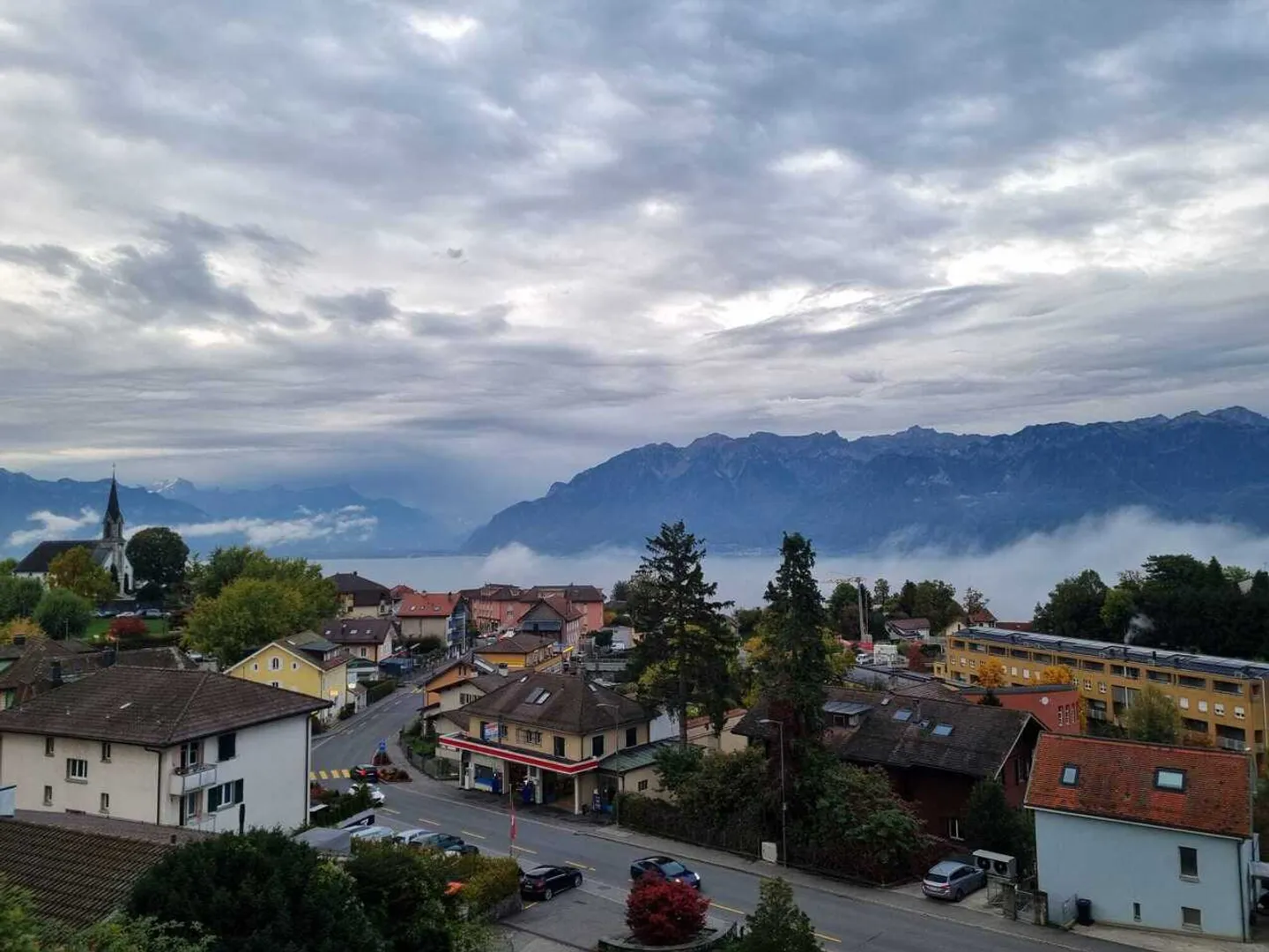 Luxurious 4.5-room apartment with a view of the lake and the Alps - Photo 12 of 12