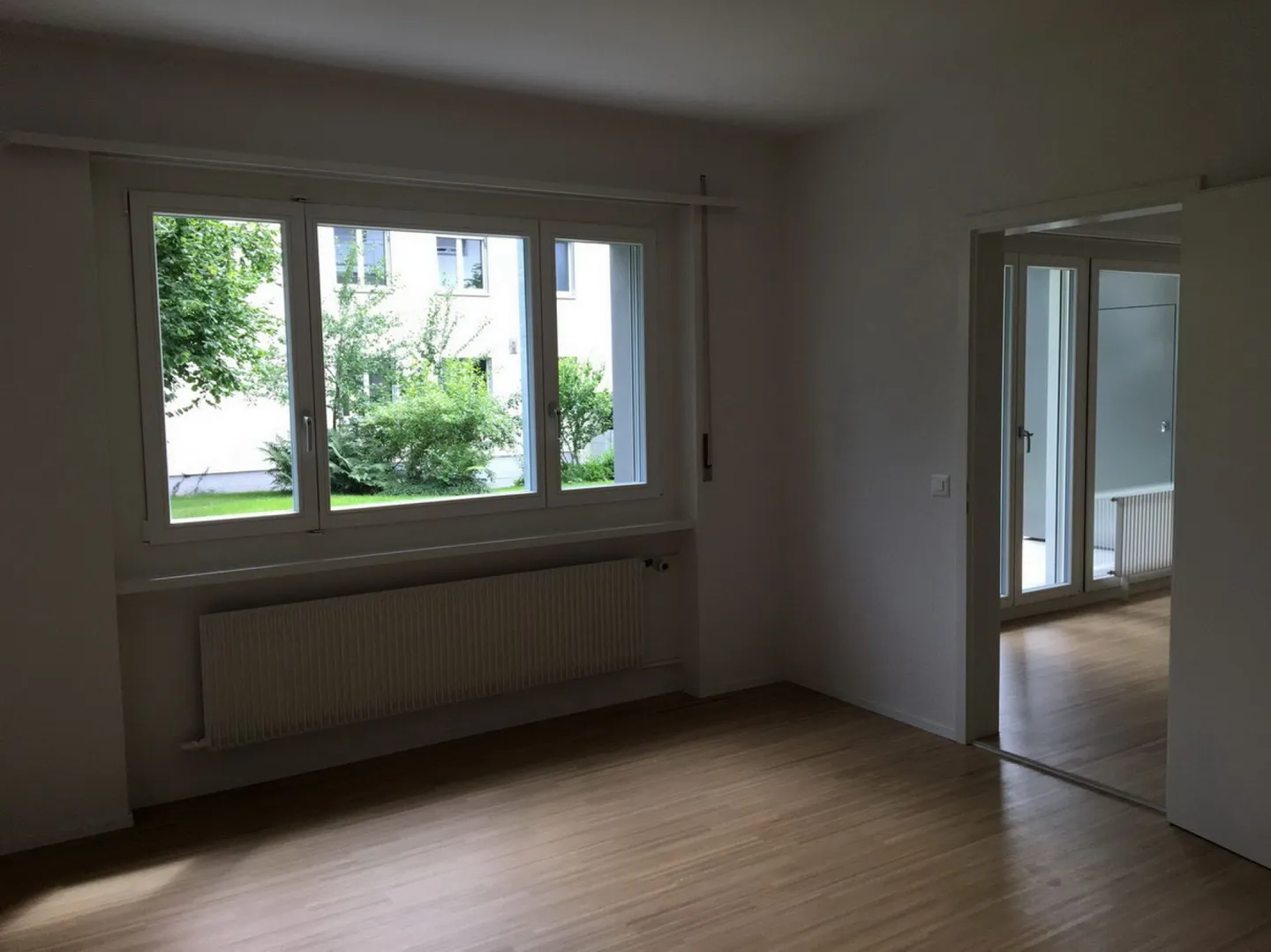 Appartement de jardin attrayant de 3 pièces (chambre supplémentaire optionnelle au sous-sol) près du centre-ville - Photo 13 sur 19