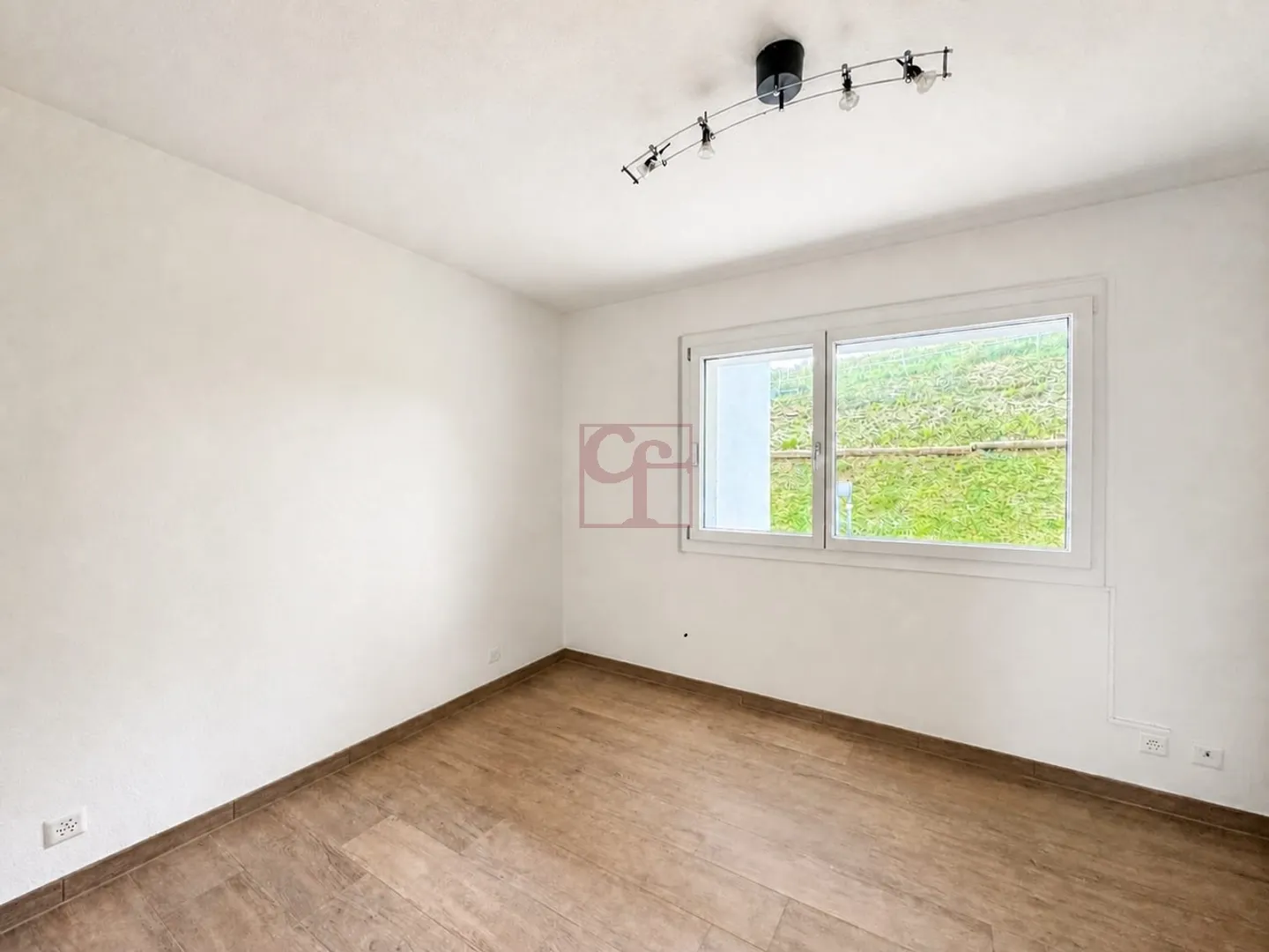 Modernes Apartment mit Atemberaubendem Blick - Foto 12 von 19