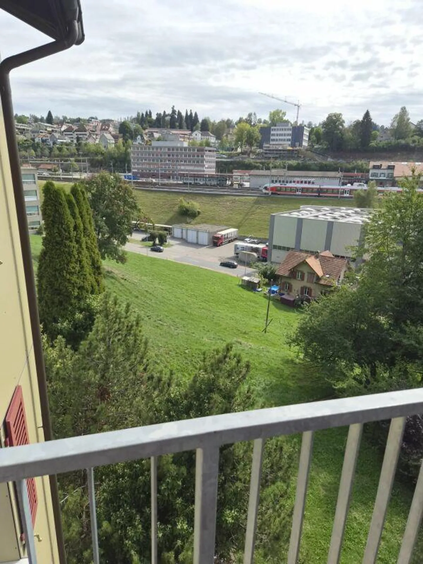 grande appartamento di 4 stanze - Foto 11 di 12