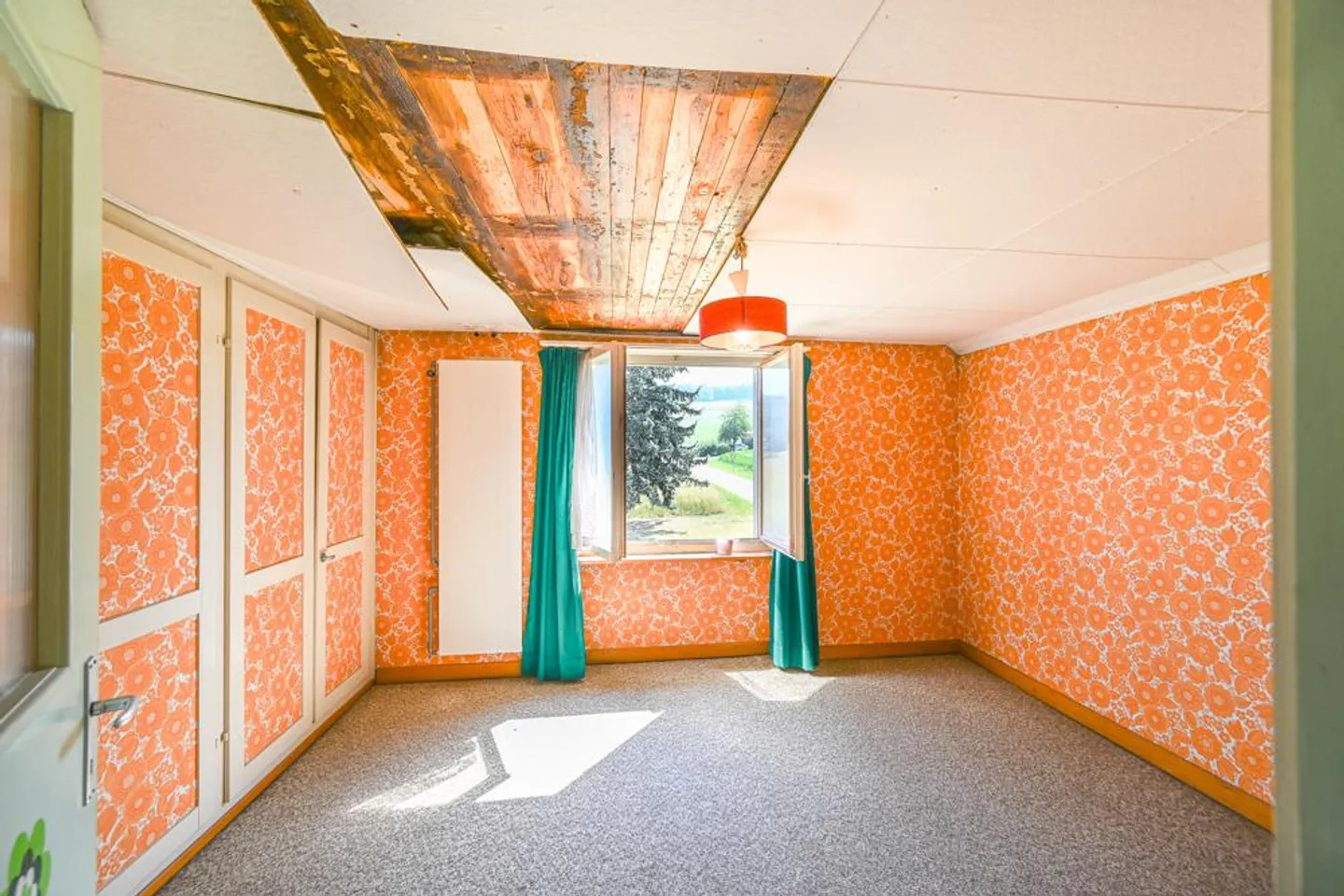 Terreno edificabile: Casa residenziale con magazzino e grande potenziale - Foto 2 di 7