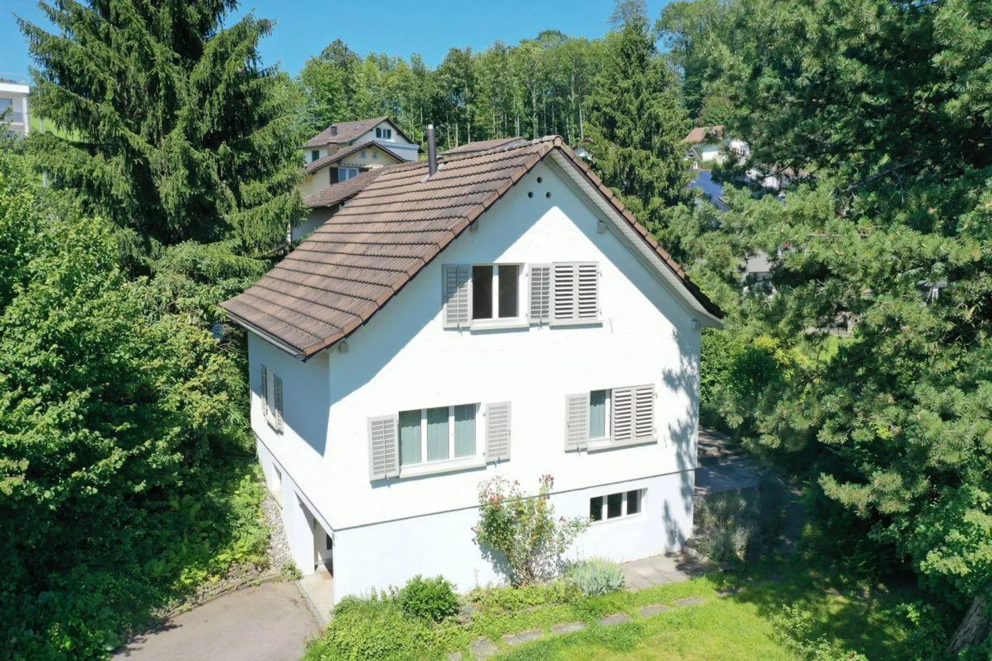 Maison individuelle confortable avec grand jardin - Photo 1 sur 11