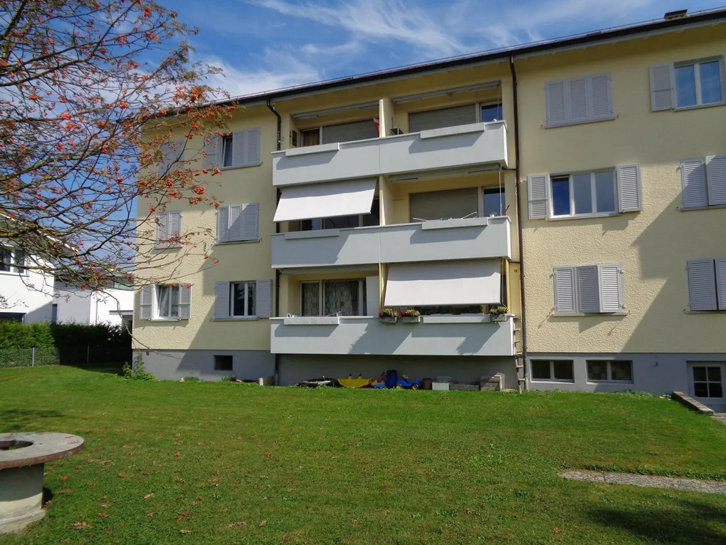 Bright 4.5-room apartment with balcony in Belp - Photo 10 of 10