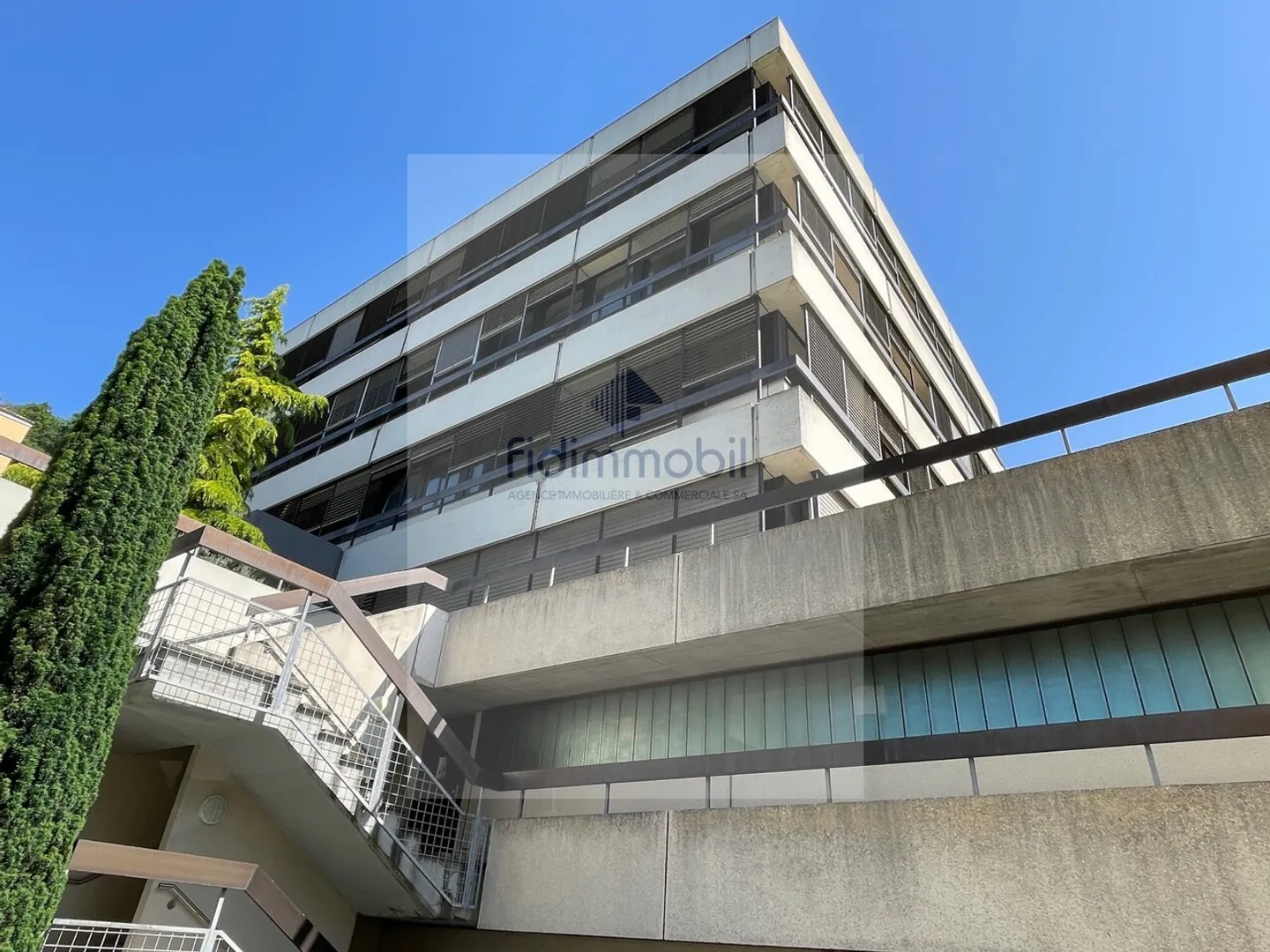 Office Space for Rent from CHF 4,433.- / Month - Photo 1 of 9