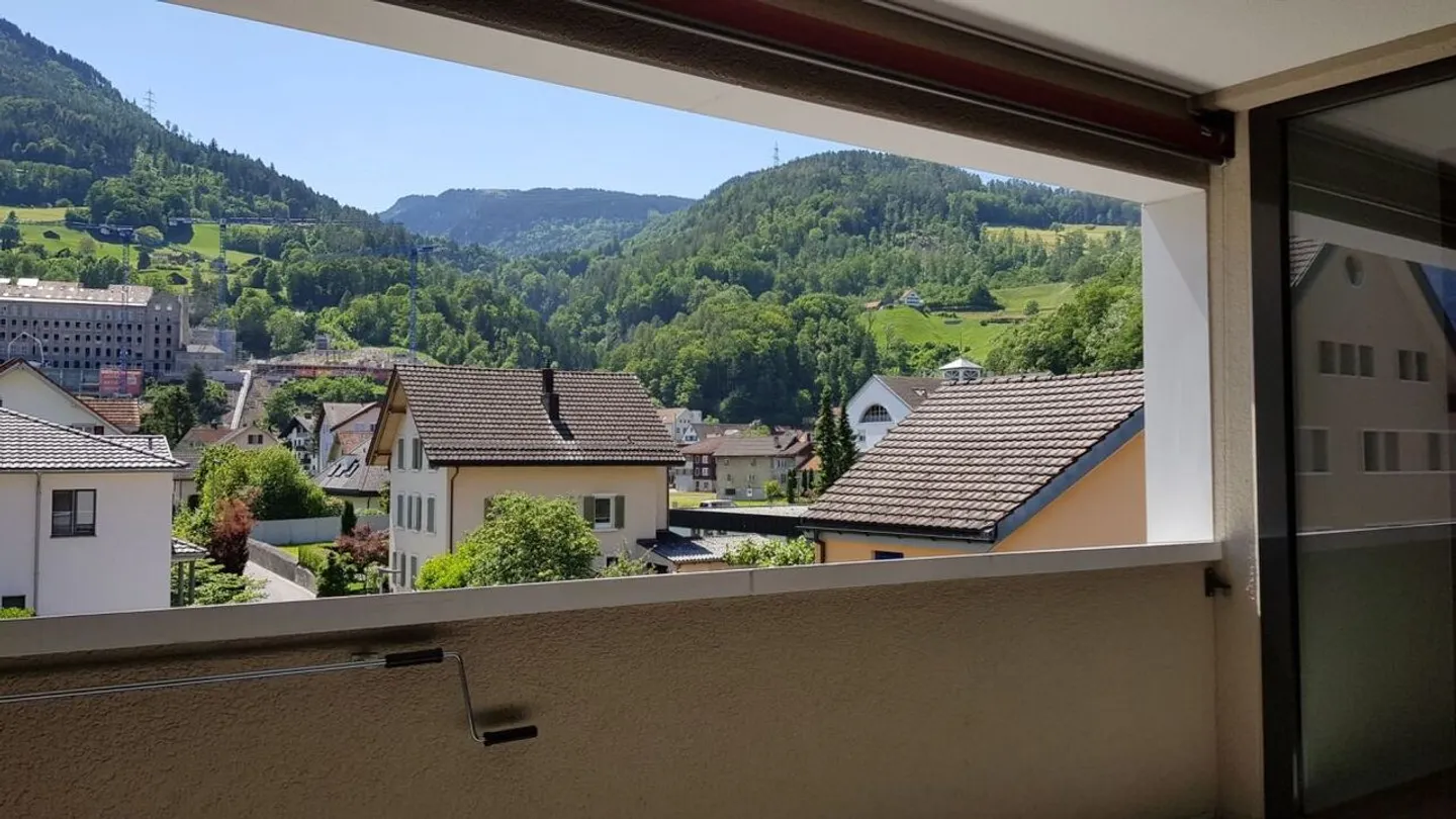 Appartement 3,5 pièces neuf avec emplacement central - Photo 8 sur 9