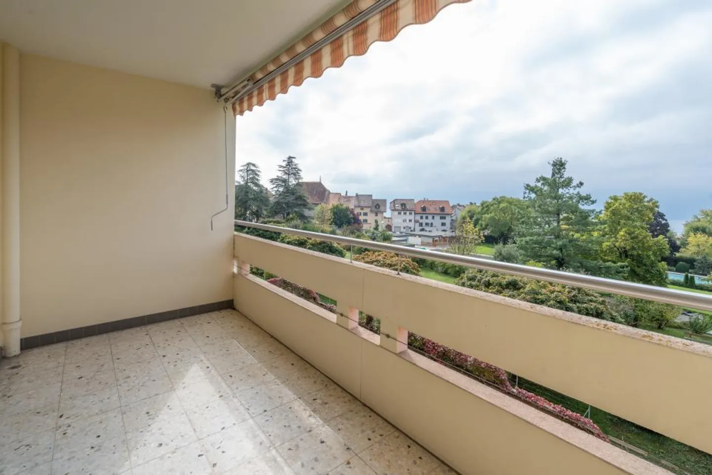 3.5 rooms with independent bedroom - Unobstructed view - Photo 1 of 7