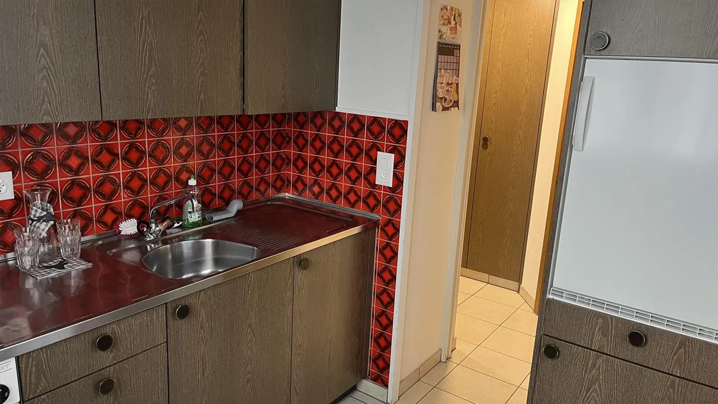 Appartamento 2,5 locali con vista lago e patio - Foto 6 di 15