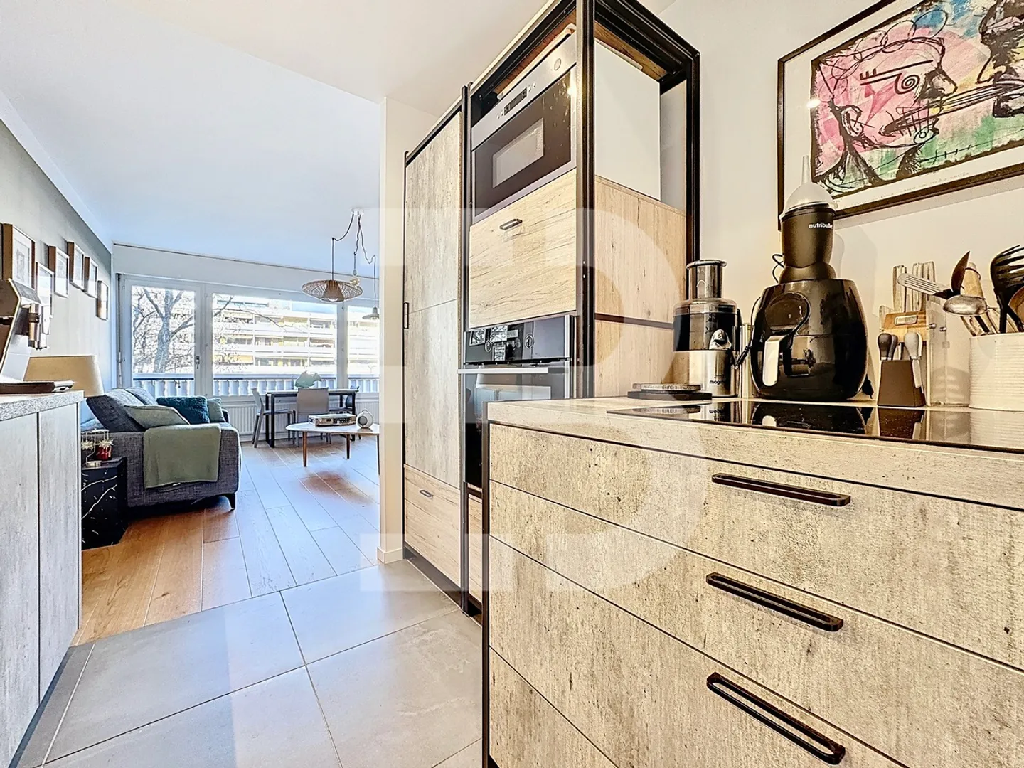 Luxury Apartment with Pools - Photo 5 of 9