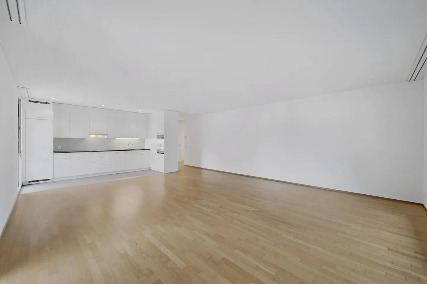 RENT WITHOUT DEPOSIT - Your future home! - Photo 4 of 11