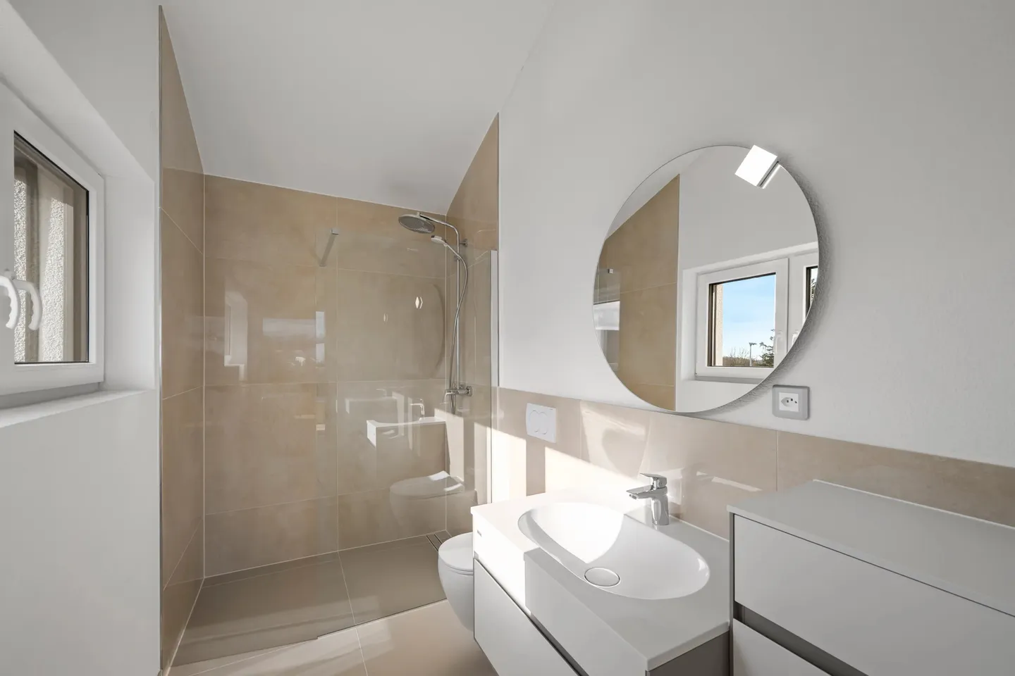 Villa Familiale Moderne avec Piscine - Photo 20 sur 23