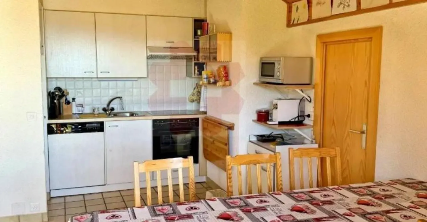 Incantevole appartamento mansardato di 2,5 locali con vista eccezionale - Foto 8 di 13