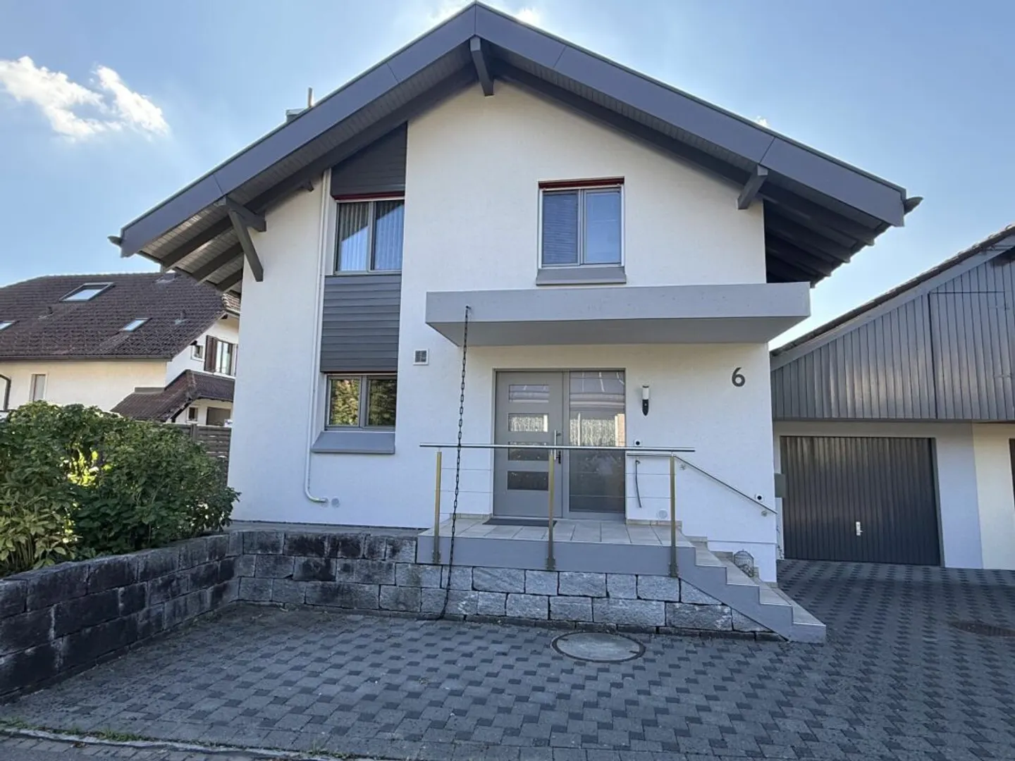 Charmante Maison Individuelle avec Jardin - Photo 1 sur 28