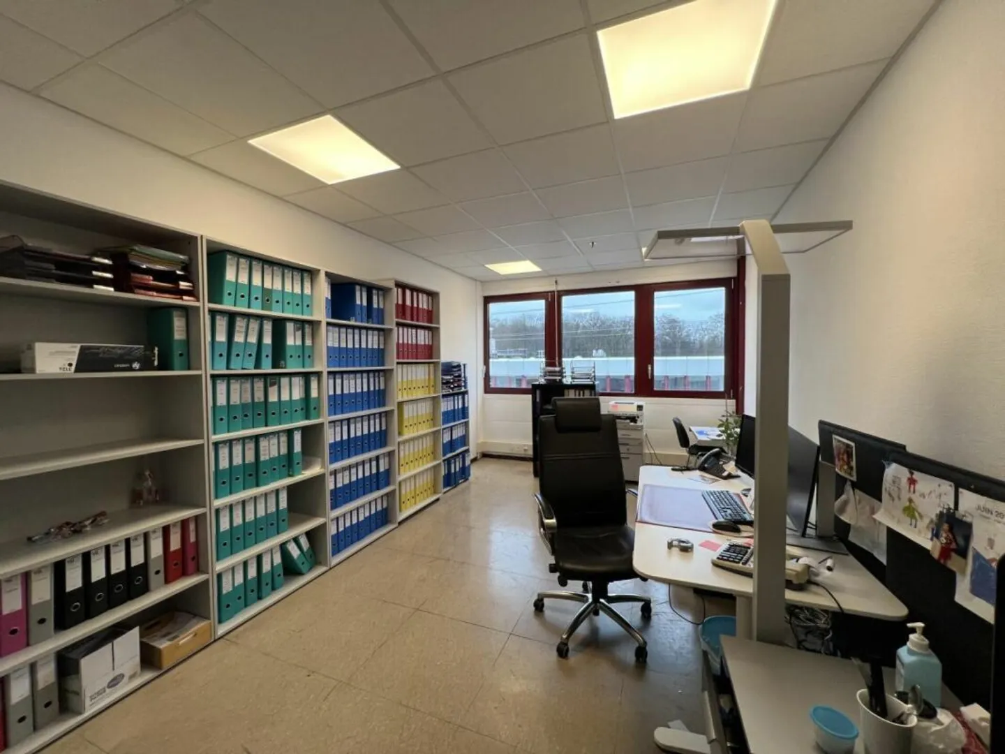 Management/Office 18 Rooms in Le Mont-sur-Lausanne - Photo 12 of 13