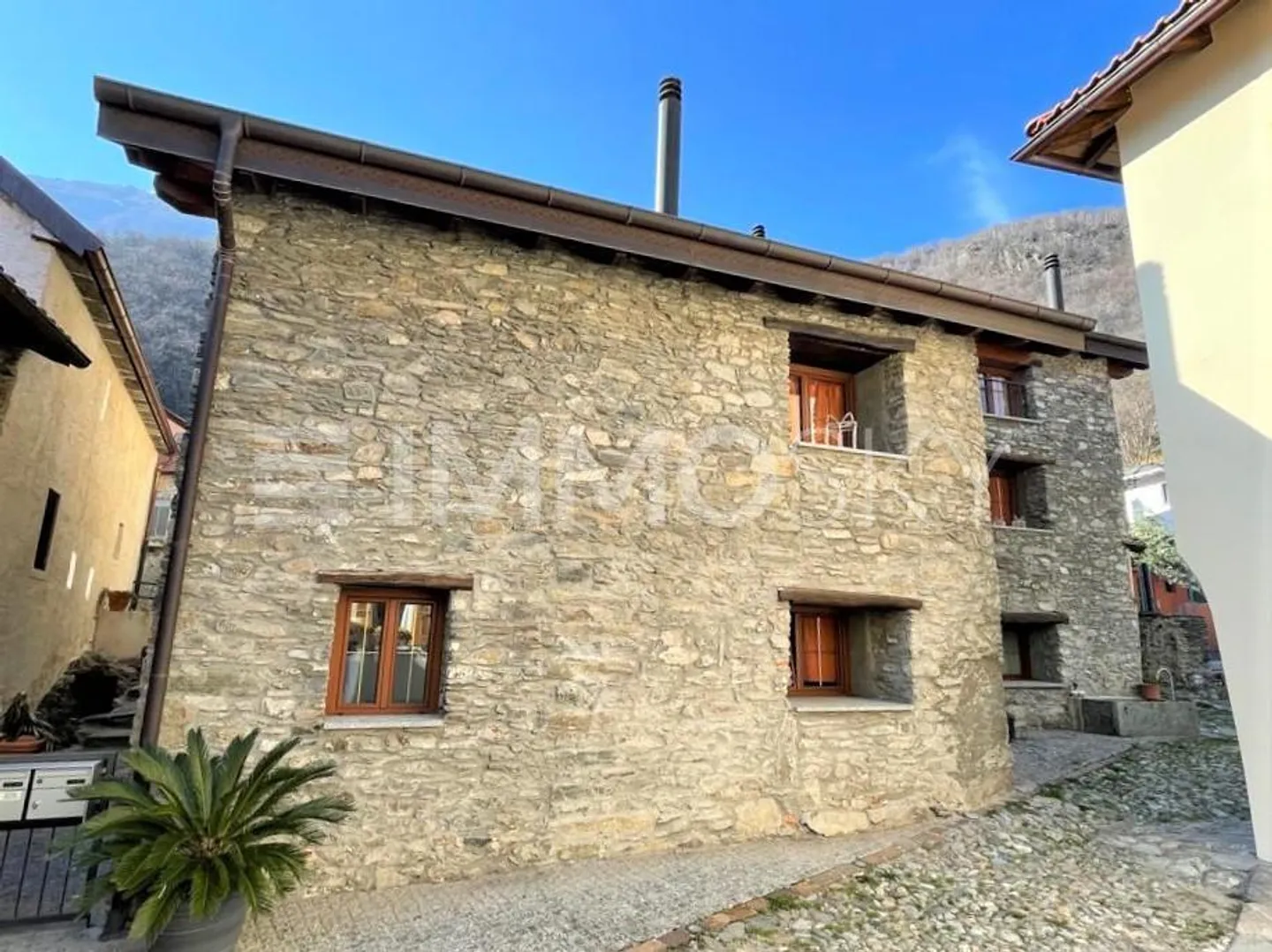 Agrément agréablement beau avec de grands espaces et un revenu garanti - Photo 4 sur 5