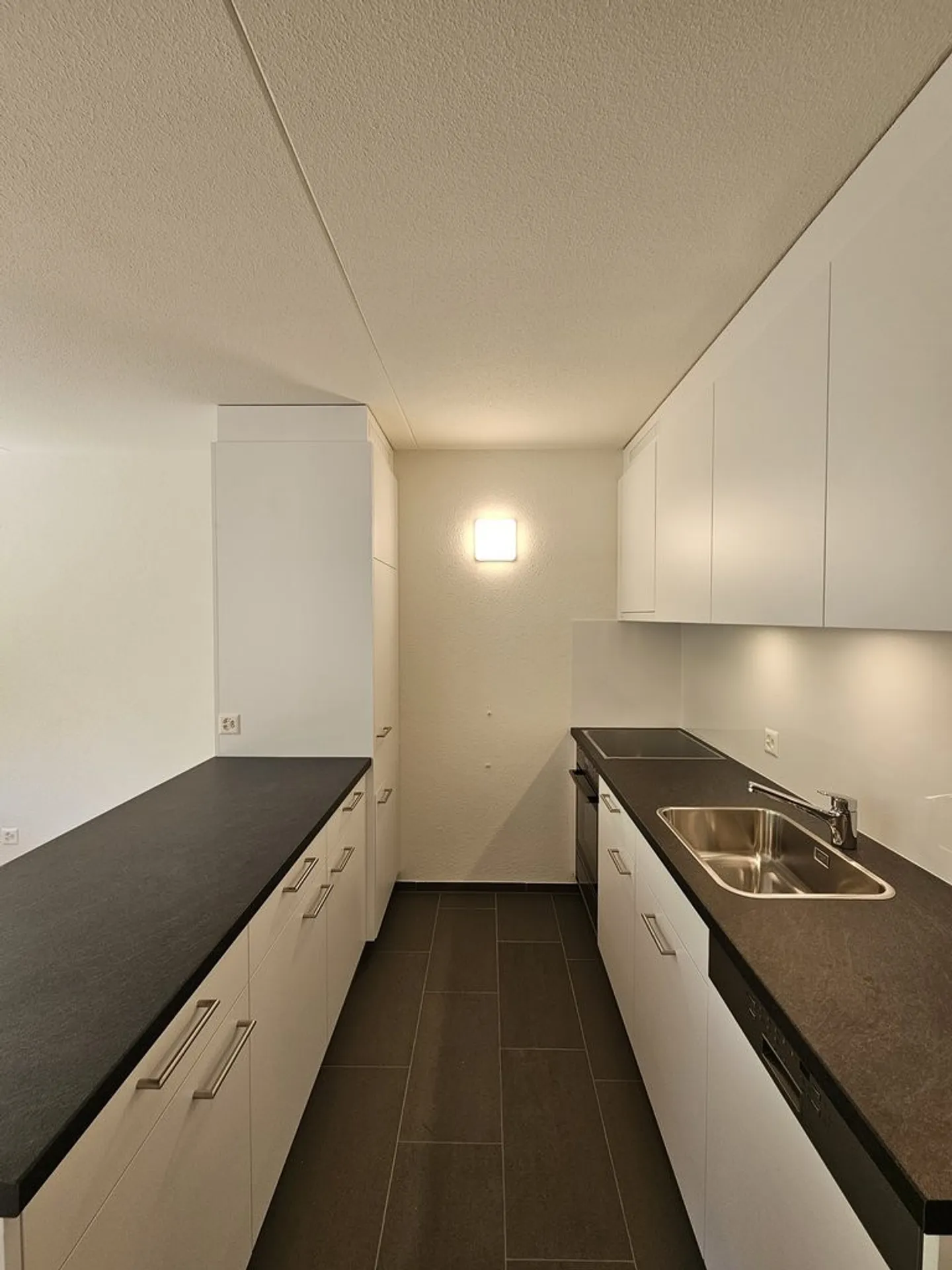 Renovated Apartment in the Heart of Zurich-Affoltern - Photo 2 of 9