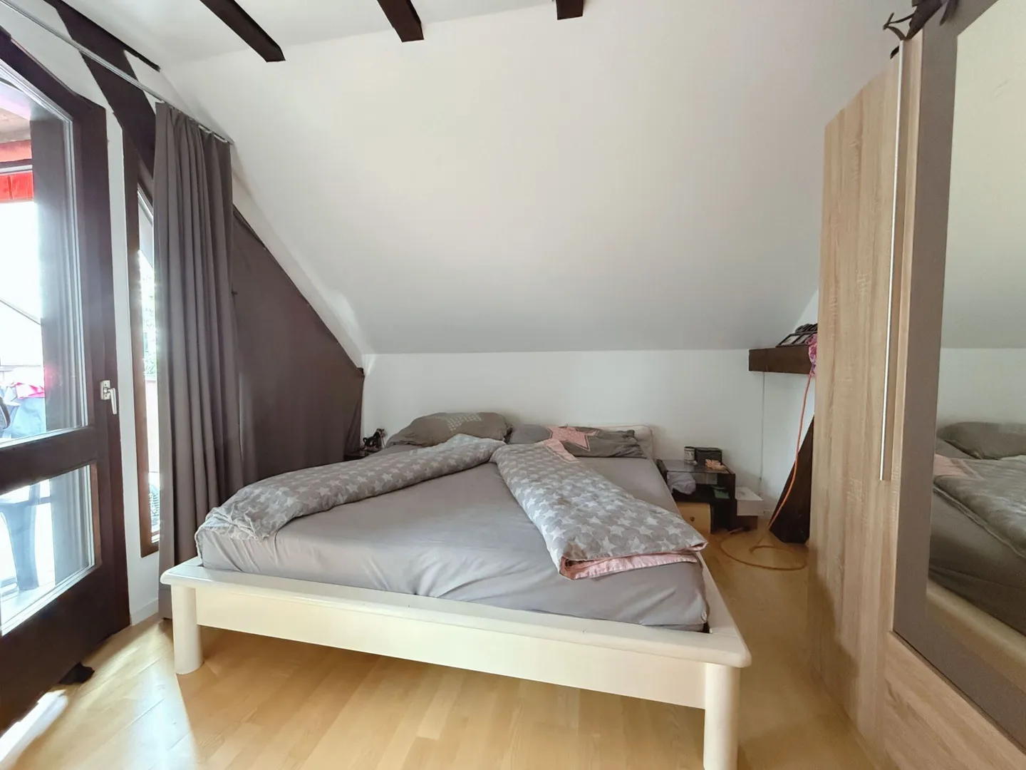 Appartement sous les combles de 4,5 pièces - Photo 4 sur 12
