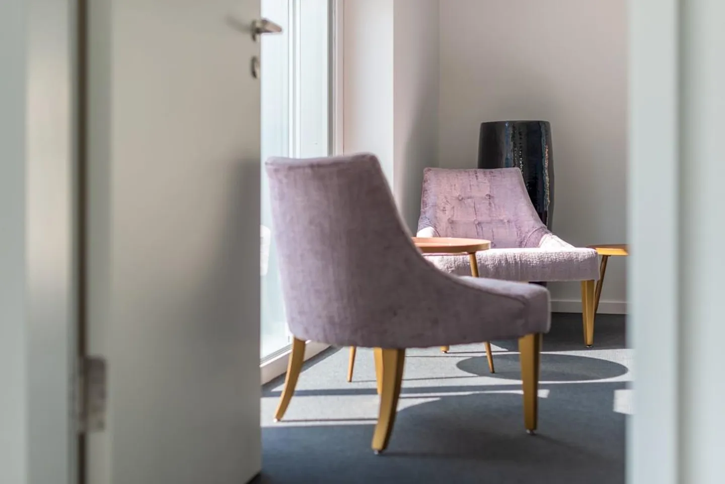 NUOVO QUARTIERE BIRRERIA - UFFICIO ELEGANTE E FUNZIONALE - Foto 5 di 7