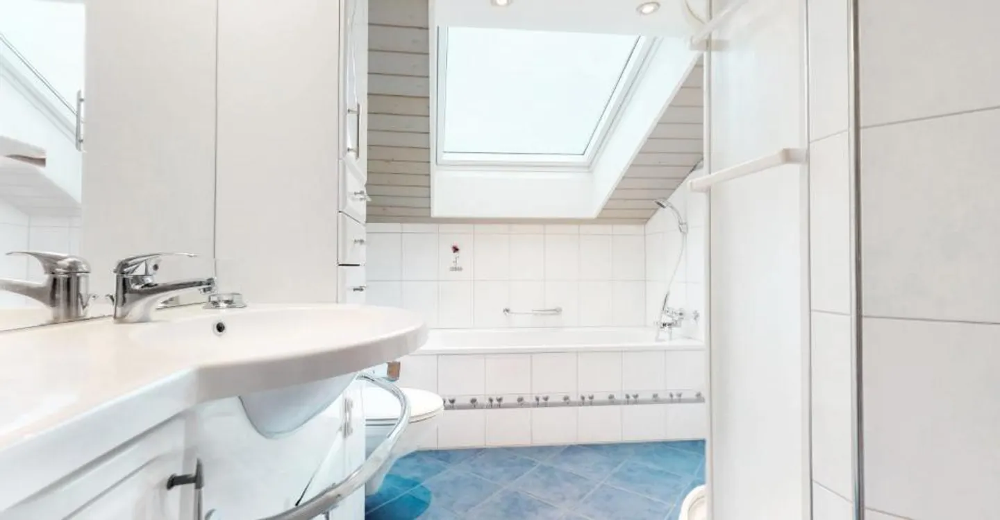 Gemütliche Dachwohnung im Grünen - Foto 8 von 13