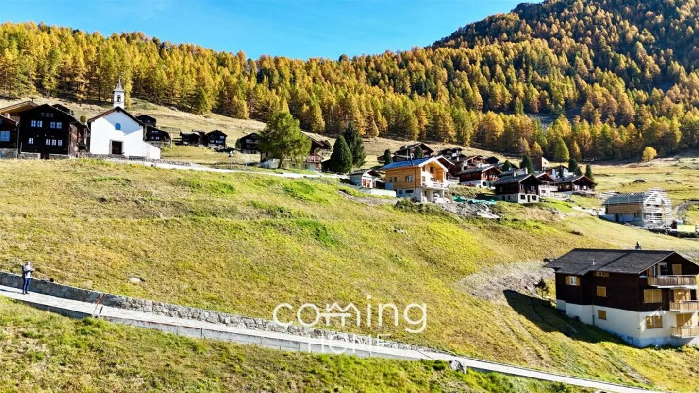 Gspon: Terreno edificabile in posizione tranquilla con panorama montano unico - Foto 1 di 13