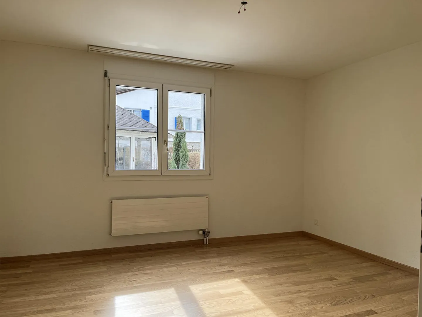 Belle, lumineuse appartement de 3.5 pièces avec jardin d'hiver - Photo 8 sur 10