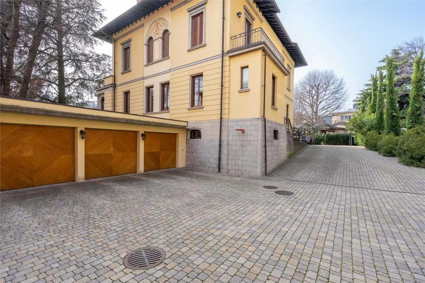 Villa prestigieuse de style Liberty - Photo 4 sur 13