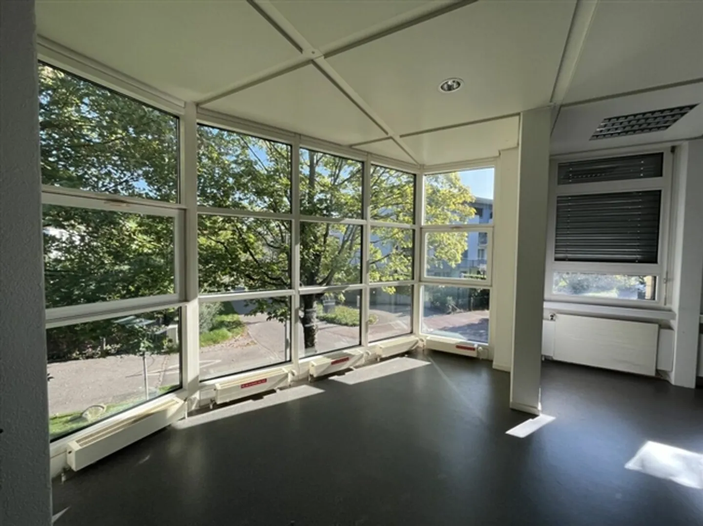 Spazi per uffici centrali a Ittigen - Foto 8 di 9