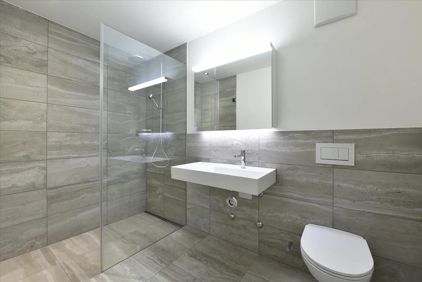 Bell'appartamento in una posizione centrale - Foto 5 di 9