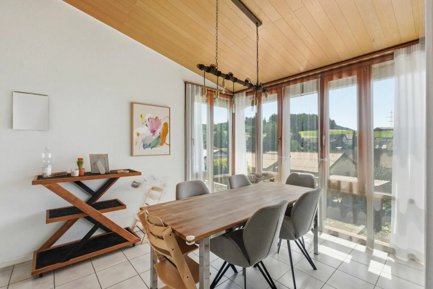 Renoviertes Einfamilienhaus mit Garten - Foto 5 von 13