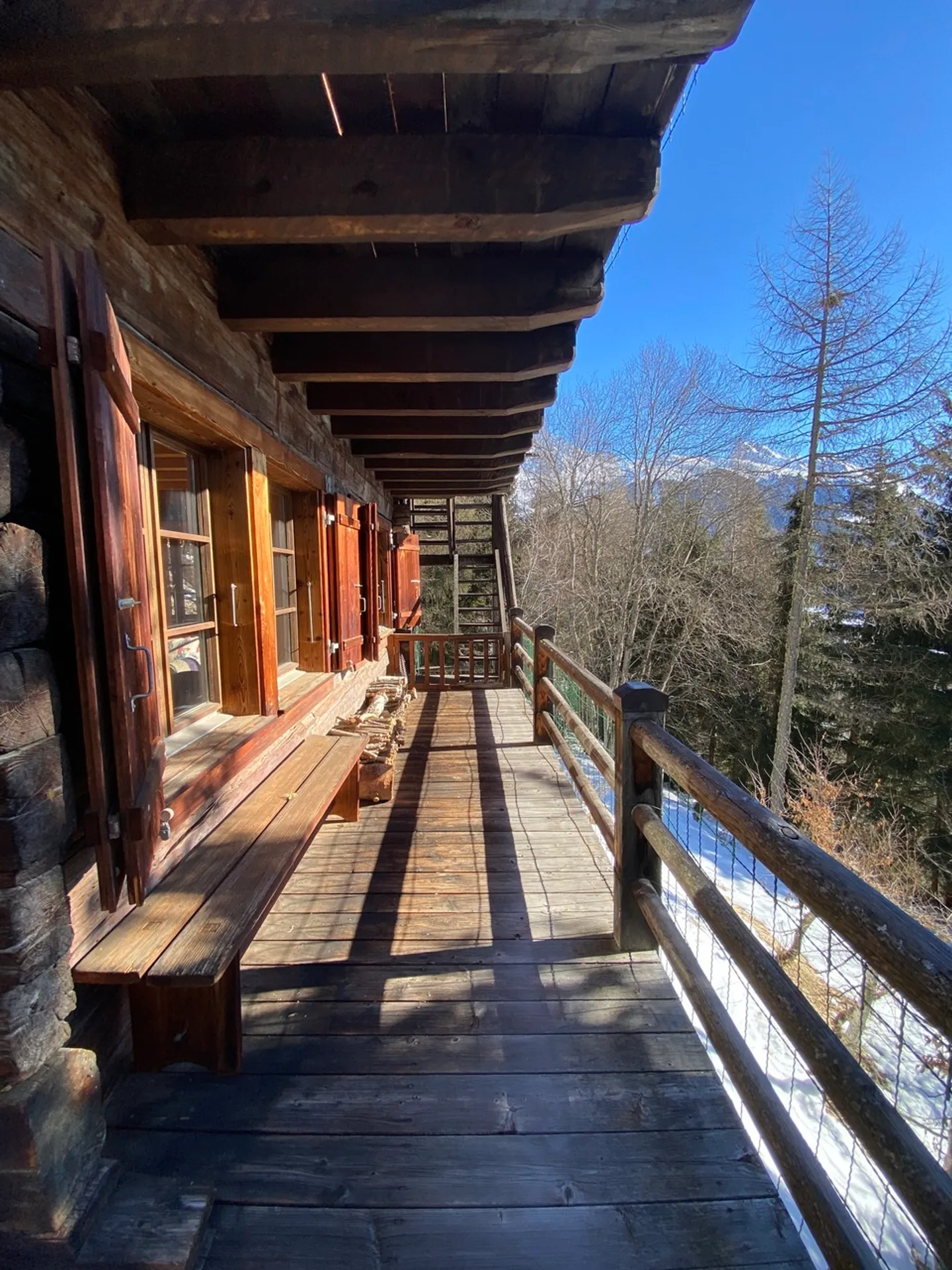«6-ZIMMER-CHALET MITTEN IN DER NATUR - RUHIGE LAGE / BLICK VON OBEN» - Foto 16 von 30