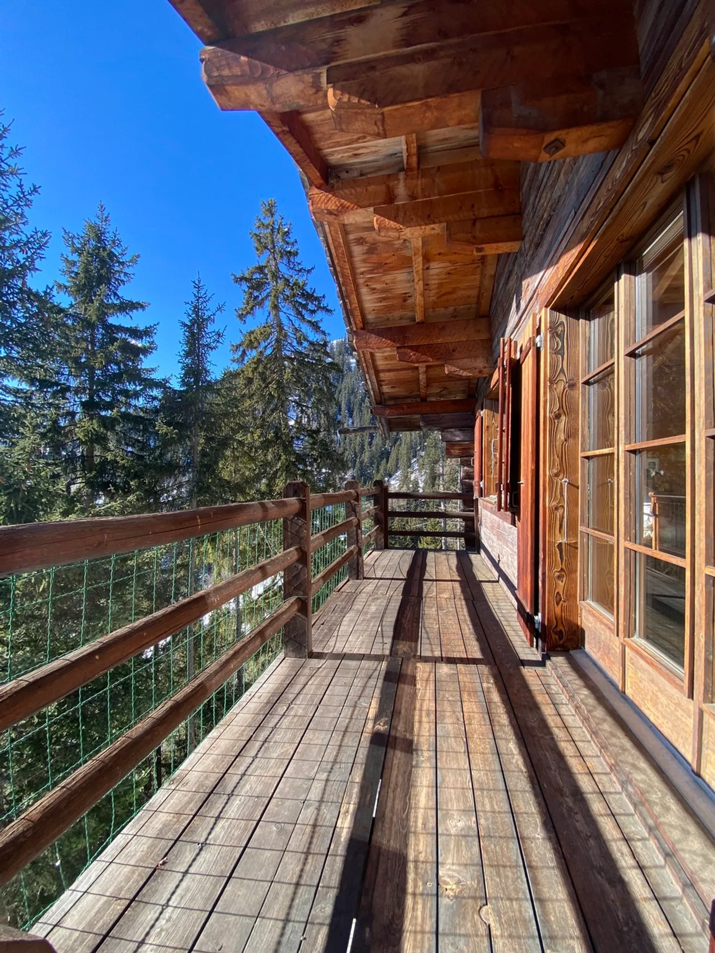 «6-ZIMMER-CHALET MITTEN IN DER NATUR - RUHIGE LAGE / BLICK VON OBEN» - Foto 18 von 30