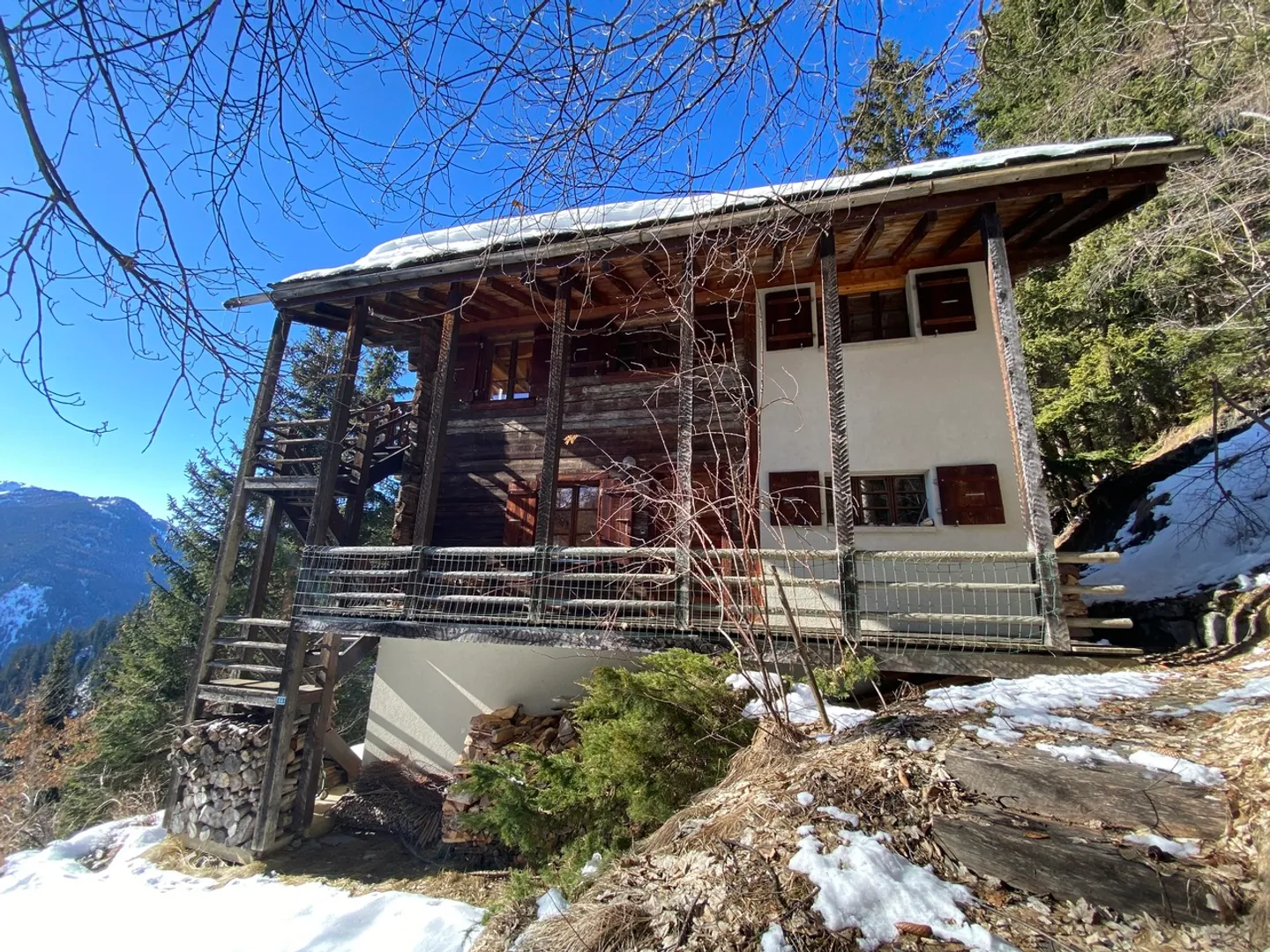 «6-ZIMMER-CHALET MITTEN IN DER NATUR - RUHIGE LAGE / BLICK VON OBEN» - Foto 21 von 30