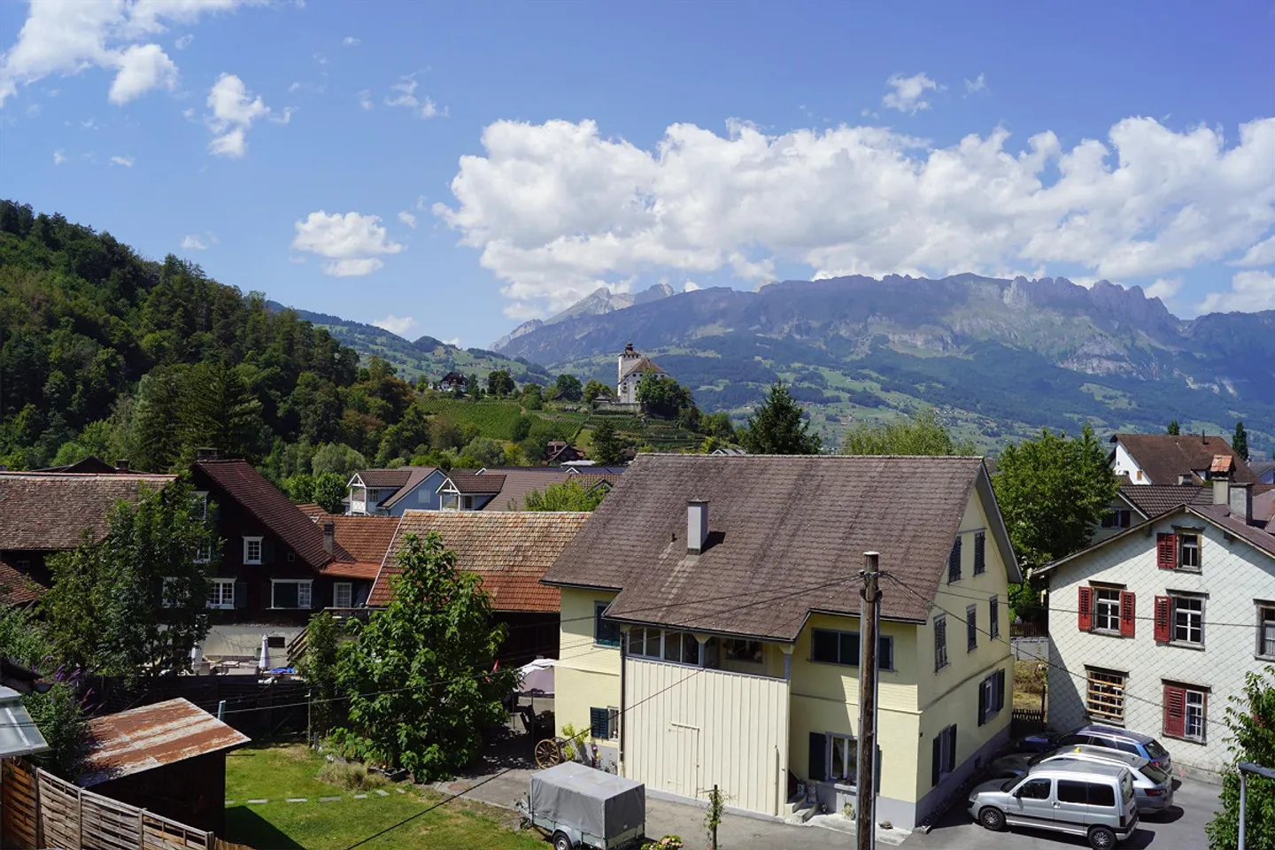 Casa ben tenuta in una zona residenziale centrale, con appartamento separato - Foto 5 di 5