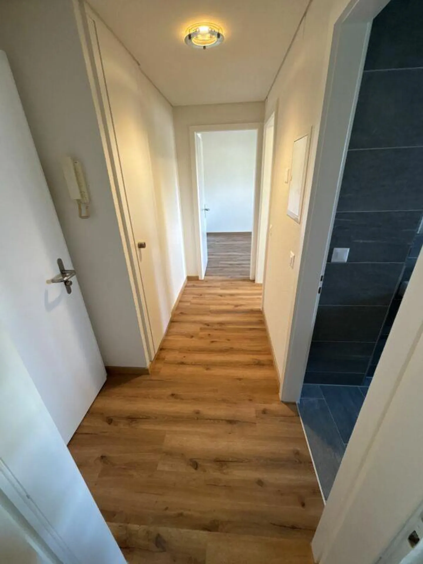 Helle 2-Zimmer-Wohnung in Aarau - Foto 6 von 8