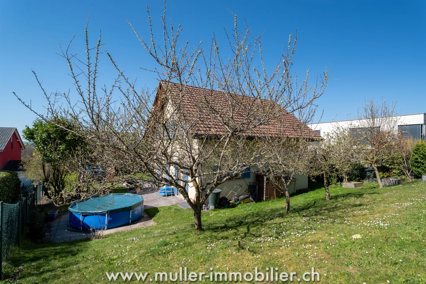 Schöne individuelle Villa mit Garten in Ursy - Foto 10 von 16