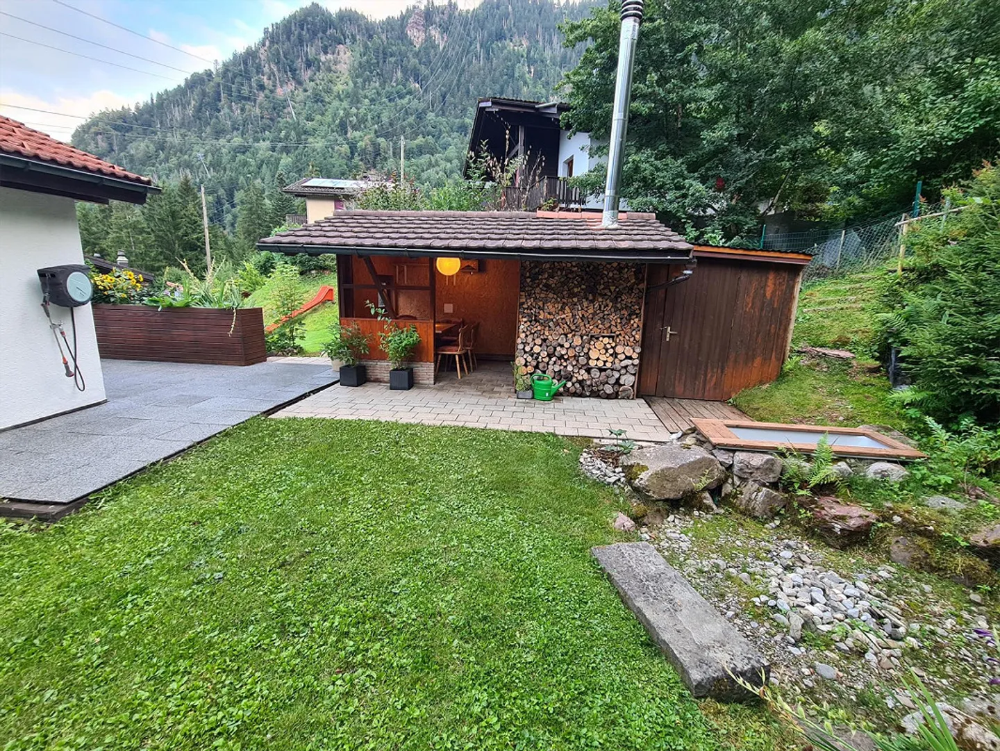 Charmantes Einfamilienhaus mit Garten - Foto 3 von 30