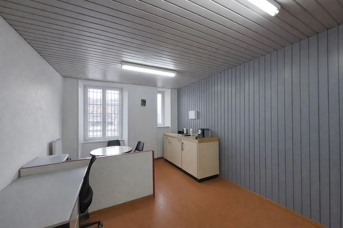 HERVORRAGENDE HANDELSFLÄCHE VON 470M² AN EINEM SEHR BELEBTEN ACHSEN - Foto 5 von 8