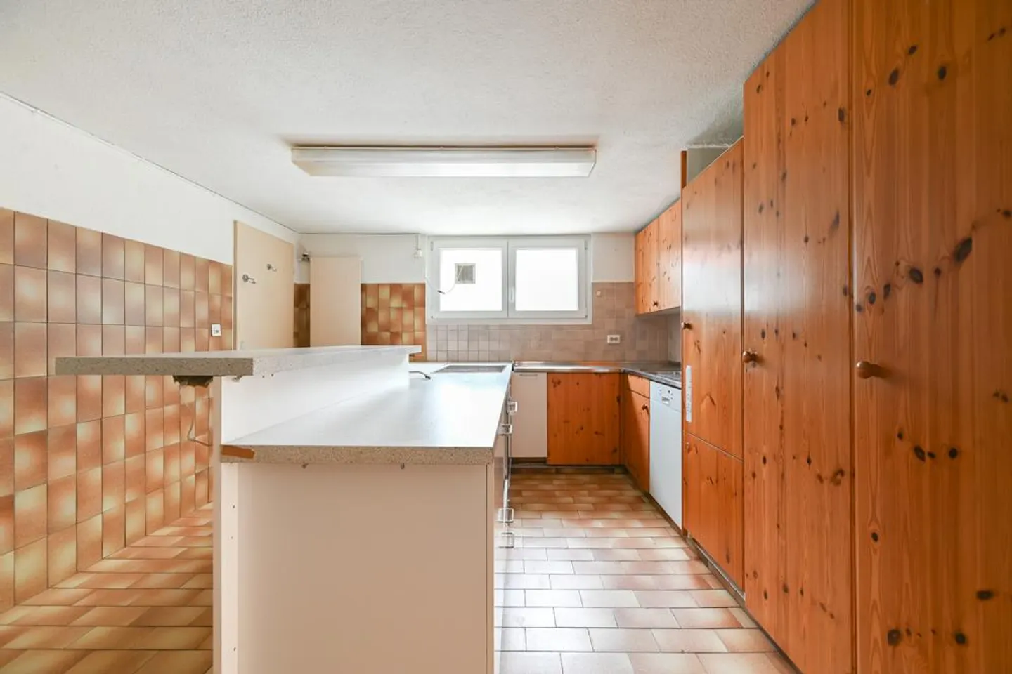 Proprietà da ristrutturare con potenziale di sviluppo - Foto 3 di 7