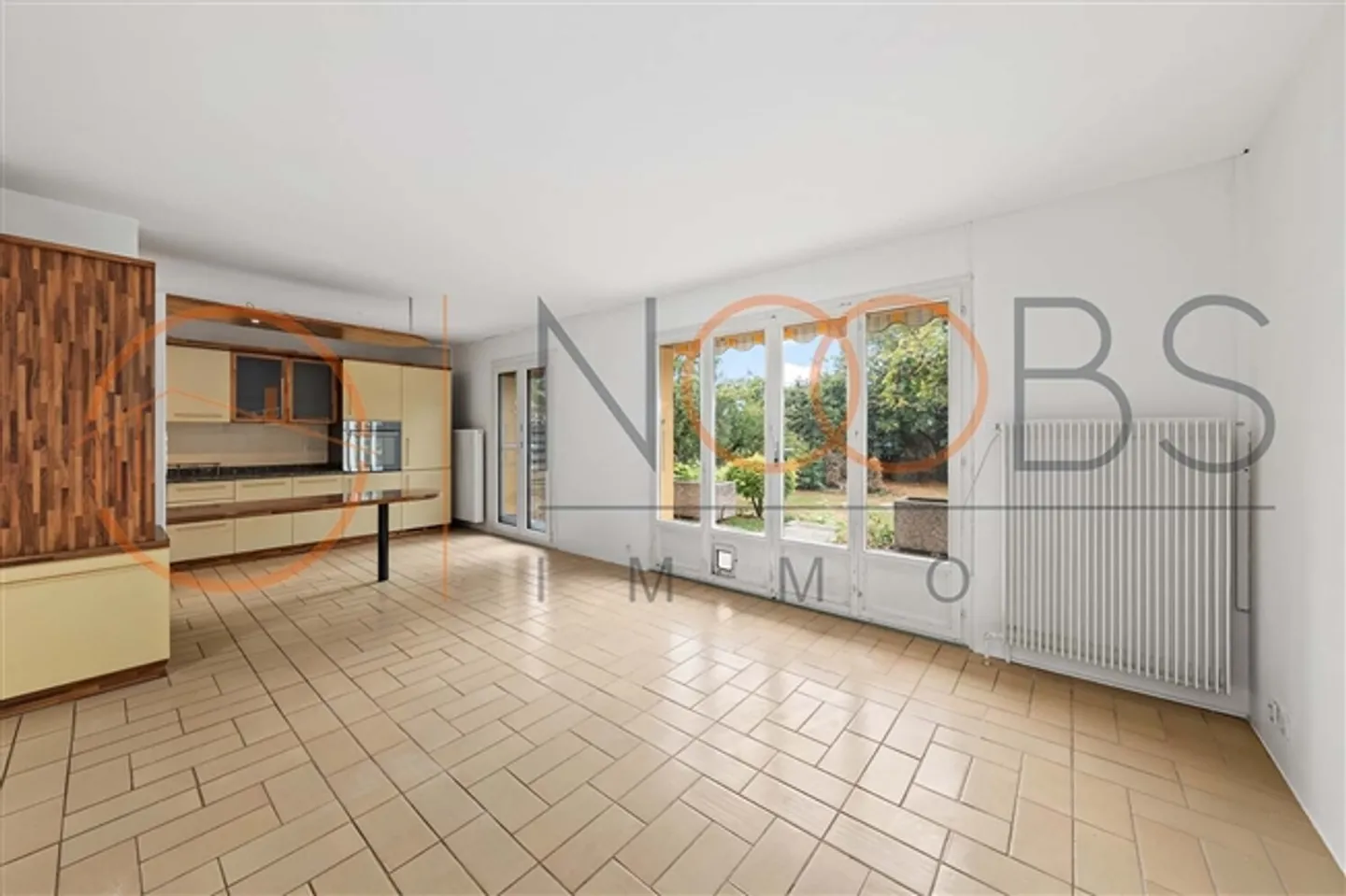 6.5-Room Single-Family House with Large Garden - Photo 9 of 16